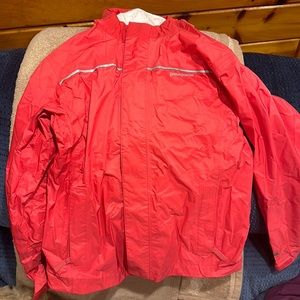 Youth Patagonia windbreaker/rain jacket